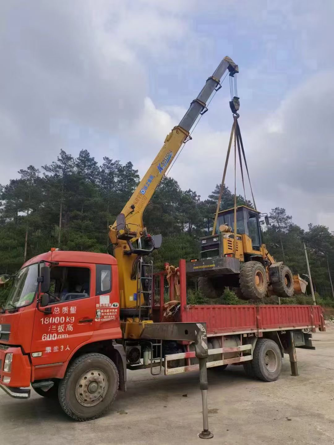 六合区找吊车出租公司的时候需要注意什么