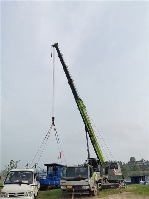 六合区桥梁建设吊装案例